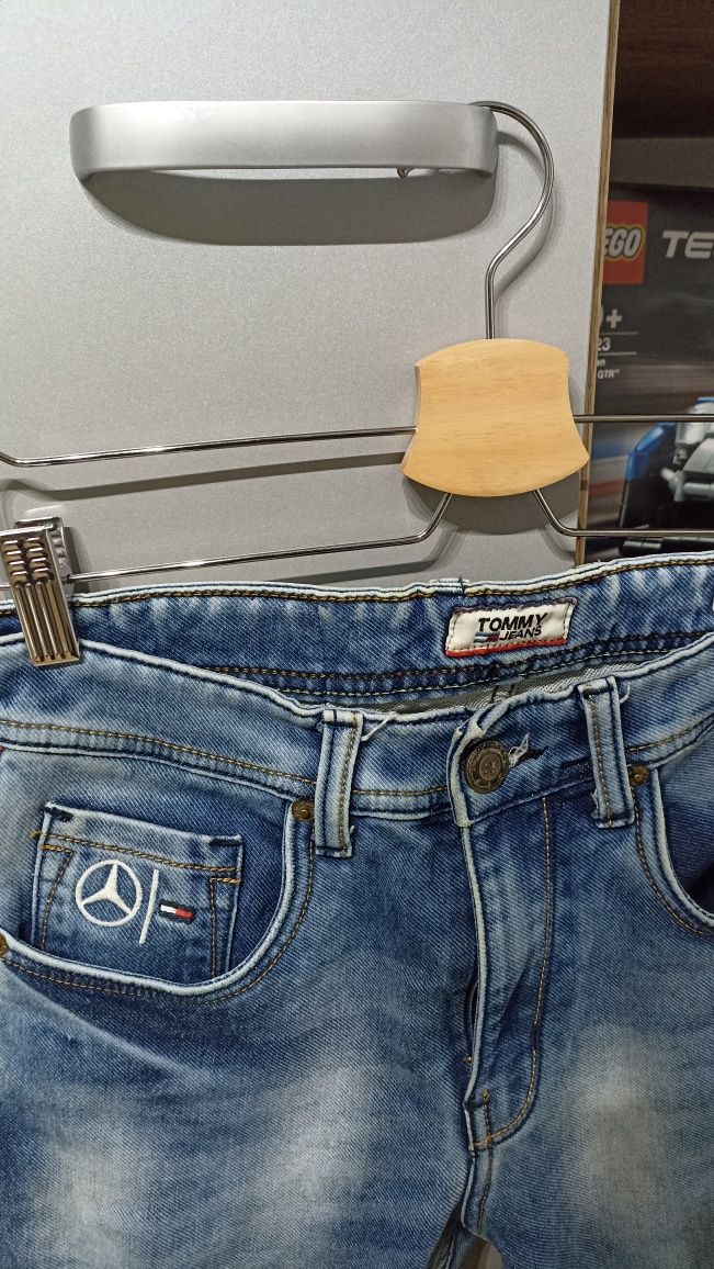 Jeansy granatowe męskie slim fit Tommy Hilfiger X Mercedes