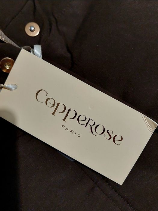 Трендовий теплий пуховик шоколадного кольору розмір M/L новий!