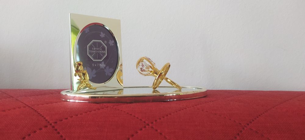 Komplet ramka na zdjęcie i smoczek pamiątka chrztu Świętego Swarovski