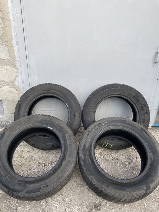 Б/у зимняя резина PIRELLI 195/65  R15