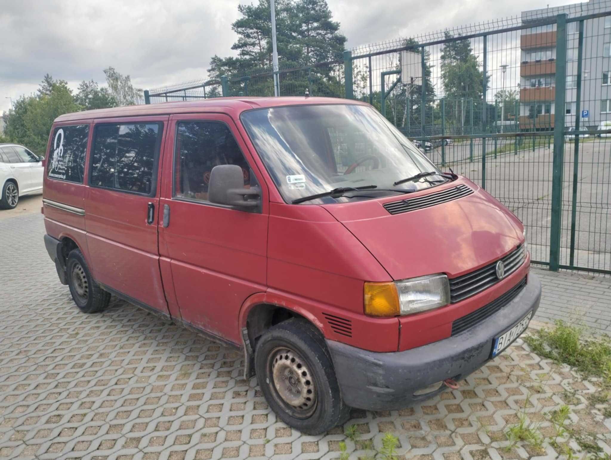 Volkswagen Transporter 1.9d 9 osobowy