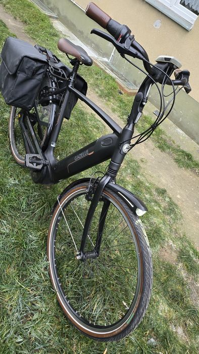 Rower elektryczny Gazelle Grenoble C8