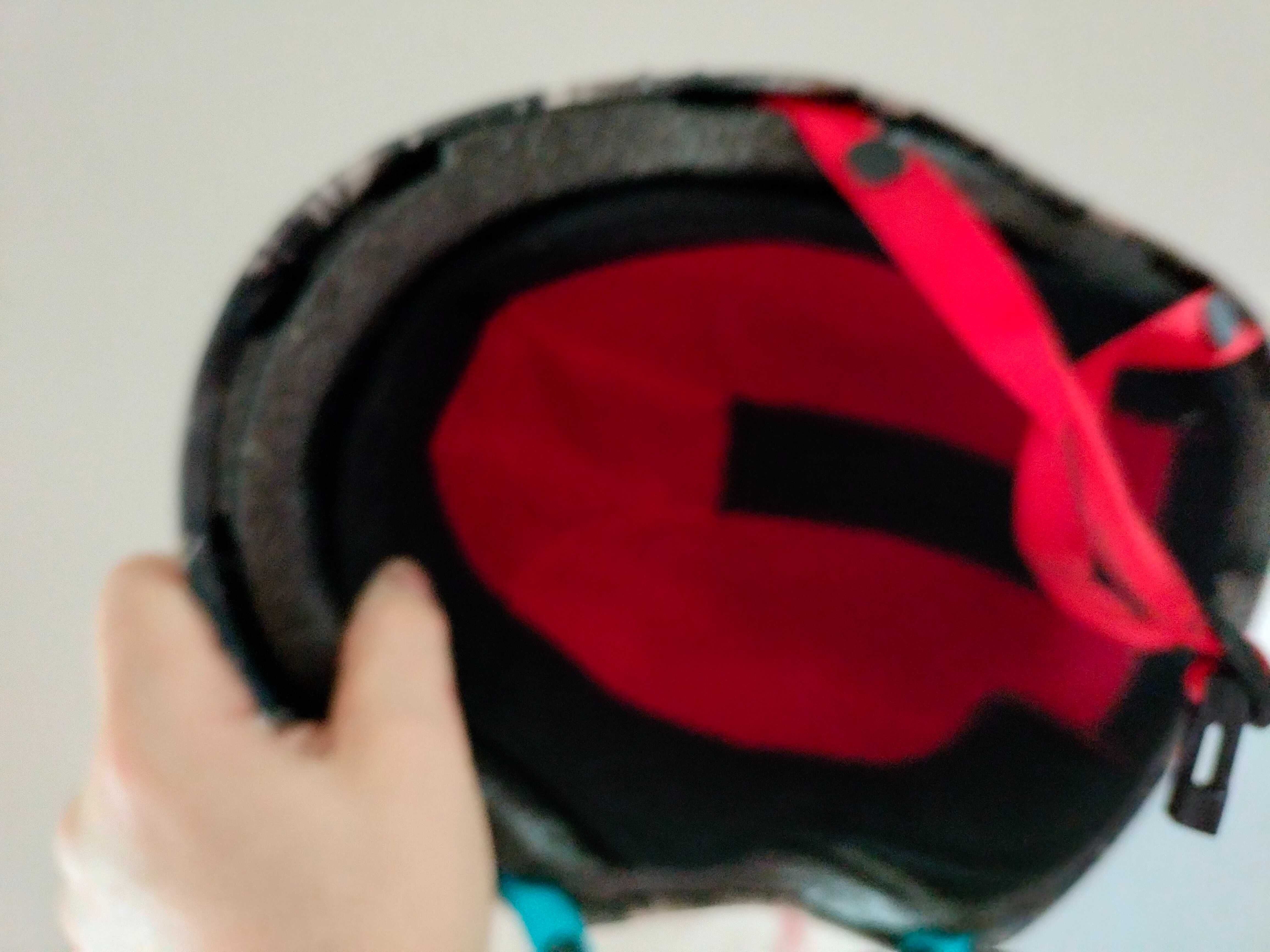 Kask snowboadrowy SMITH rozm.      .M 58-60cm unikatowy wzór .