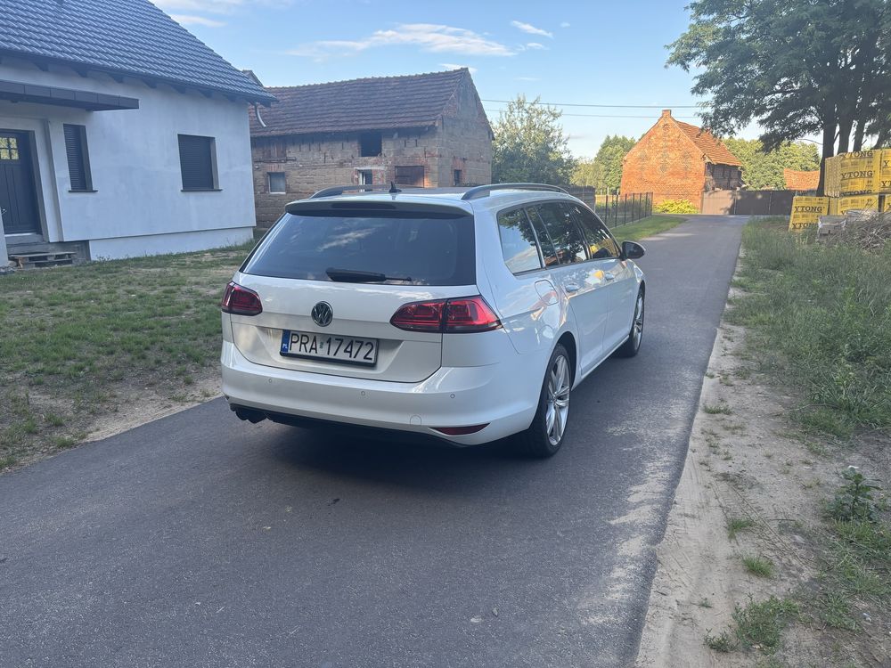 Volkswagen  Golf 7 Variant 2.0 TDI blueMotion DSG