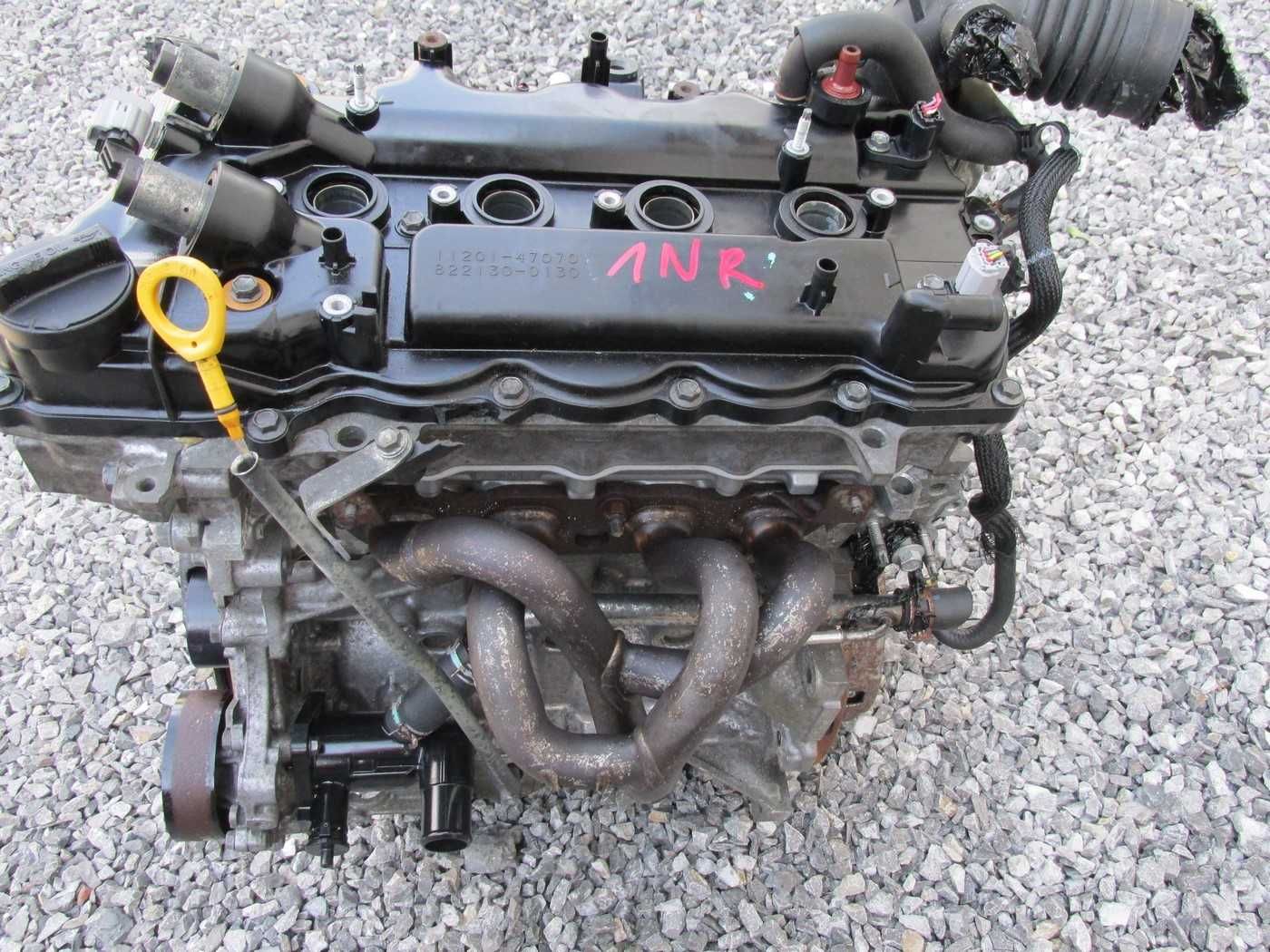 Silnik toyota auris yaris 1.33