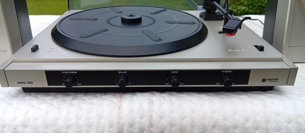 Gramofon UNITRA z glosnikami