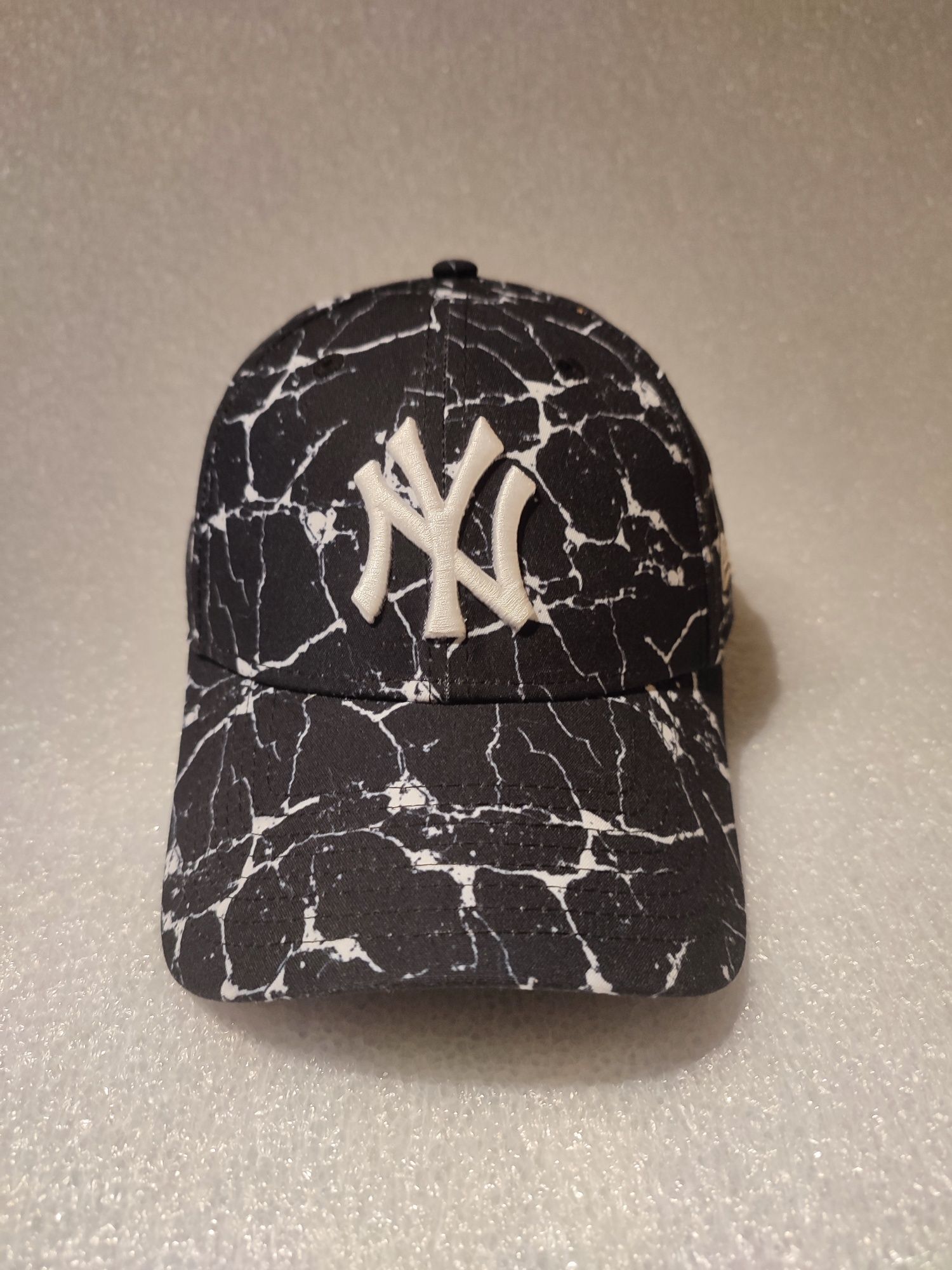 New Era czapka z daszkiem 9forty Marble NY