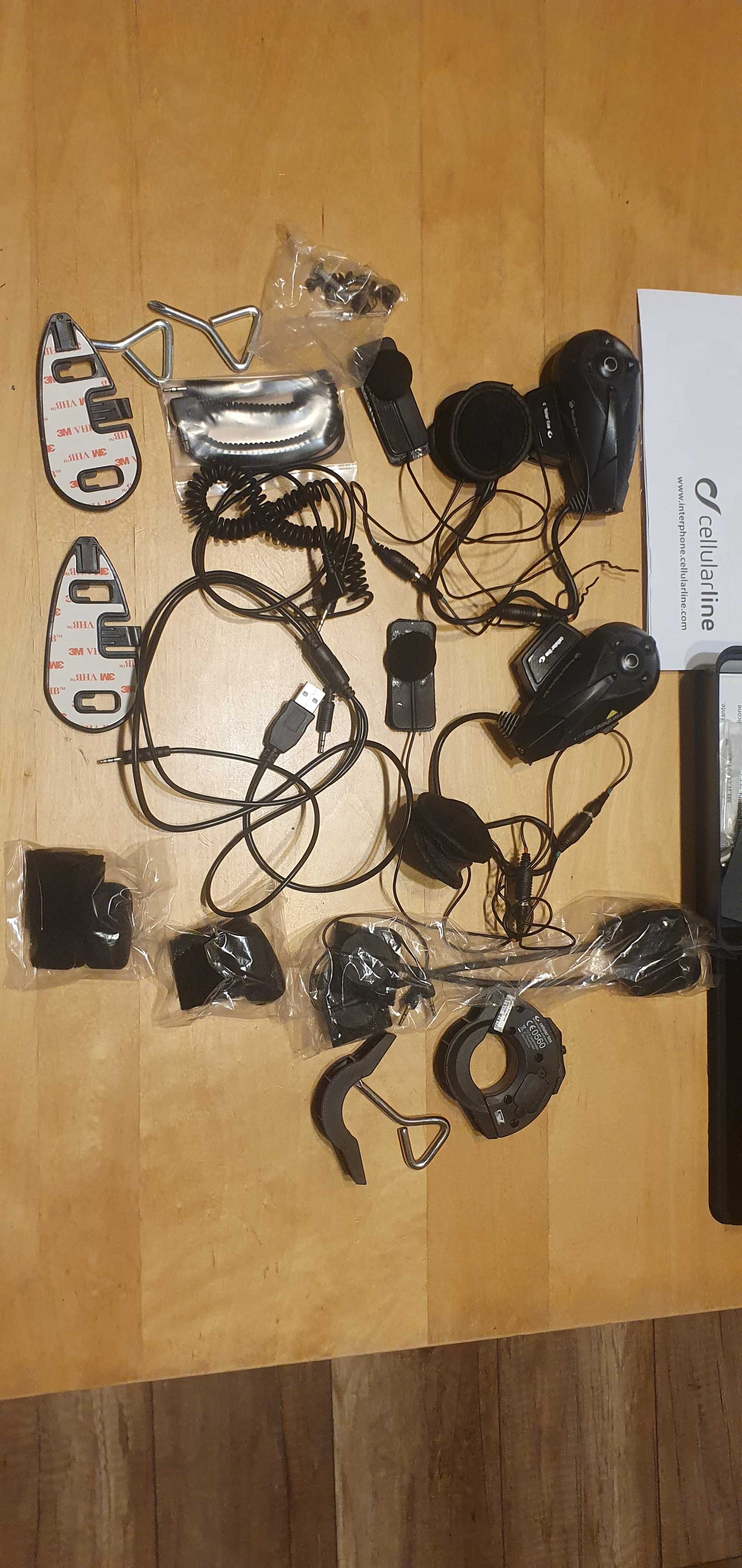 Intercom F5 MC z pilotem na dwa kaski