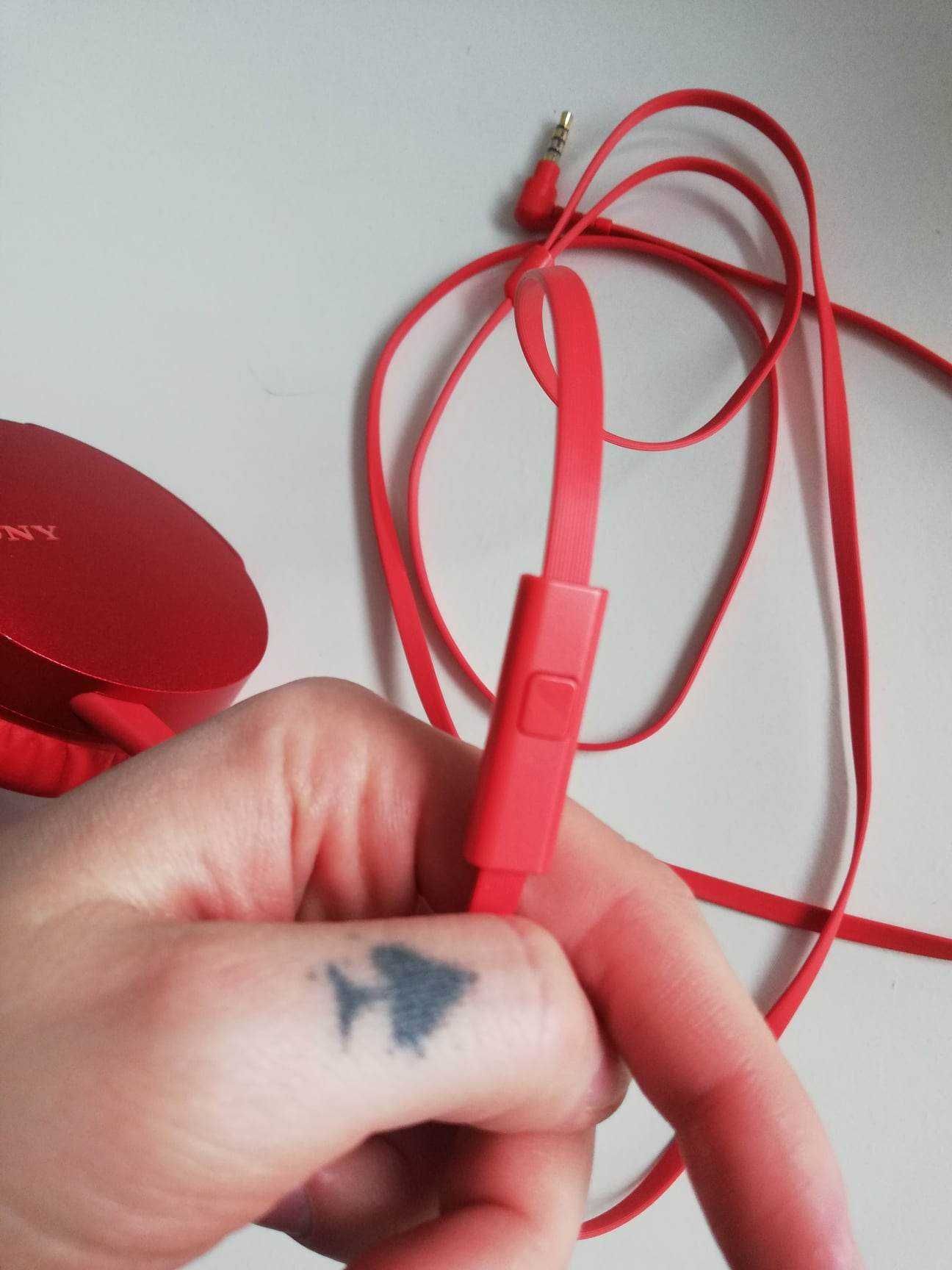 Słuchawki nauszne SONY MDR-XB550APB z mikrofonem czerwone