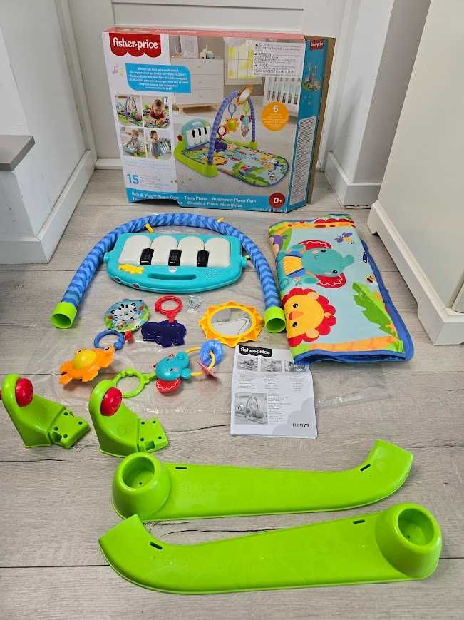 Fisher Price Mata Edukacyjna Gimnastyczna z Pianinkiem HBB73 0+m