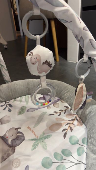 Розвиваючий коврик для немовлят