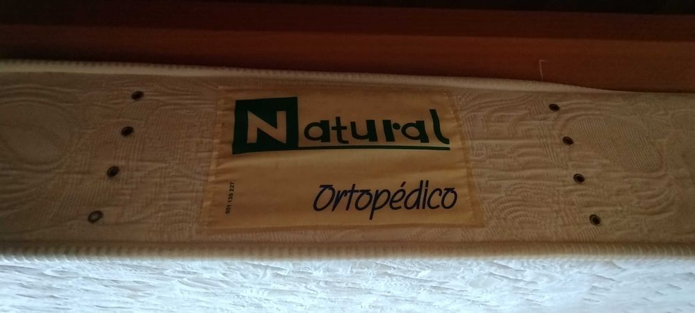 Conjunto de Mobília de Quarto em madeira