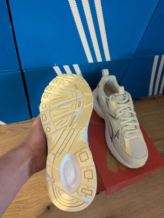 Оригінальні кросівки Puma Milenio Tech жіночі | 37, 38 р.