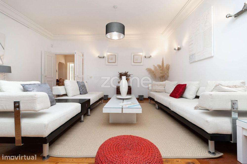 Moradia Térrea em Birre, com Jardim e Piscina