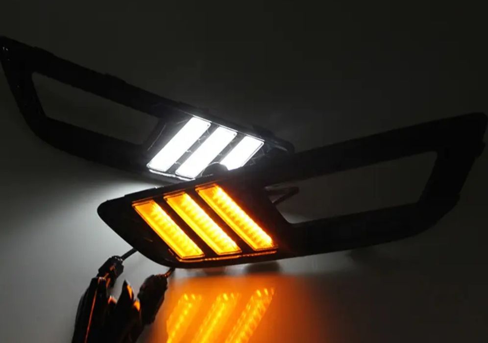 Ford Focus LED ledy *2 rodzaje* światła do jazdy dziennej DRL halogen