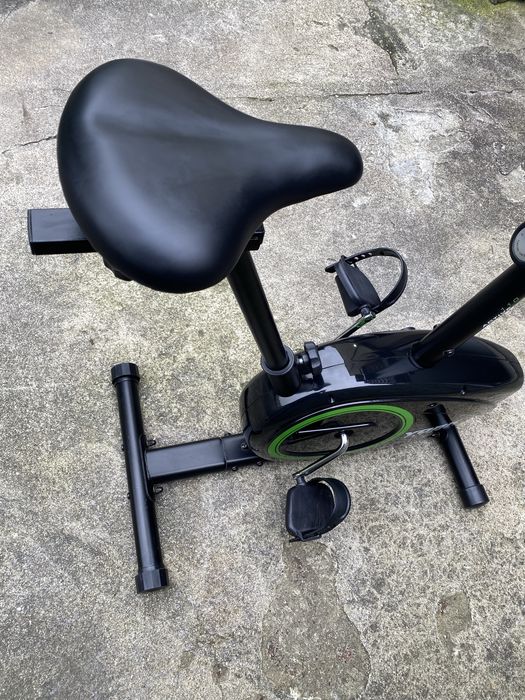 Treningowy rower stacjonarny York Active 110