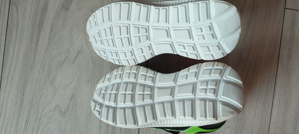 Adidasy rozm 26/27 nowe