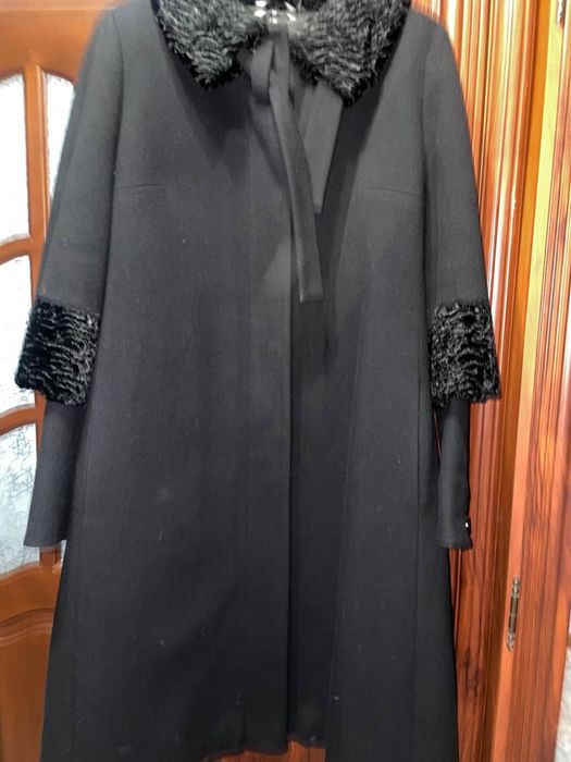 Продам кашемірове пальто