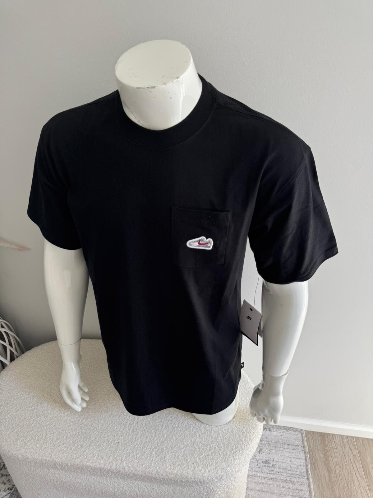 Nowa Koszulka T-shirt NIKE męska czarny S