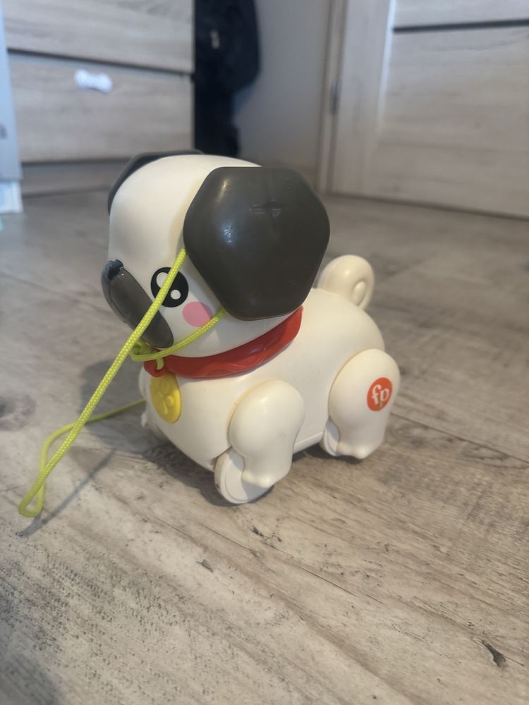 Fisher price spacerowy mopsik