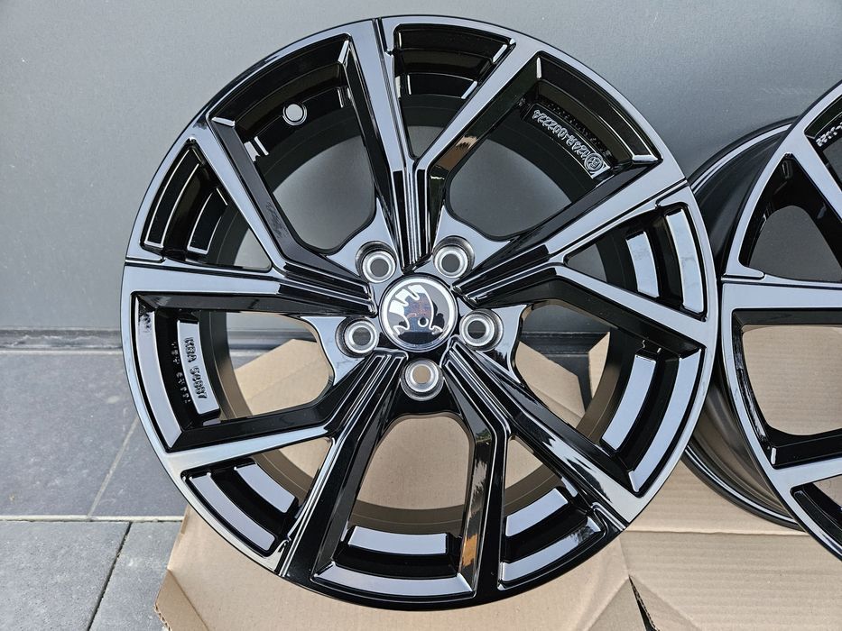 Skoda 16 " Nowe 5x100 Felgi Kamiq Scala Alufelgi Czarne