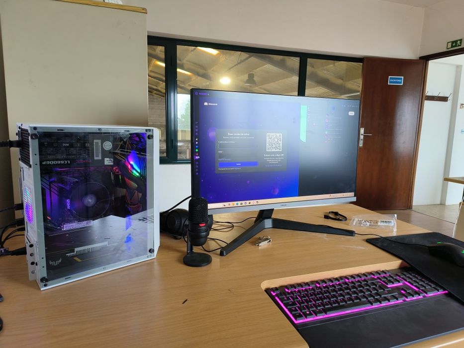 Vendo PC gaming bem estimado