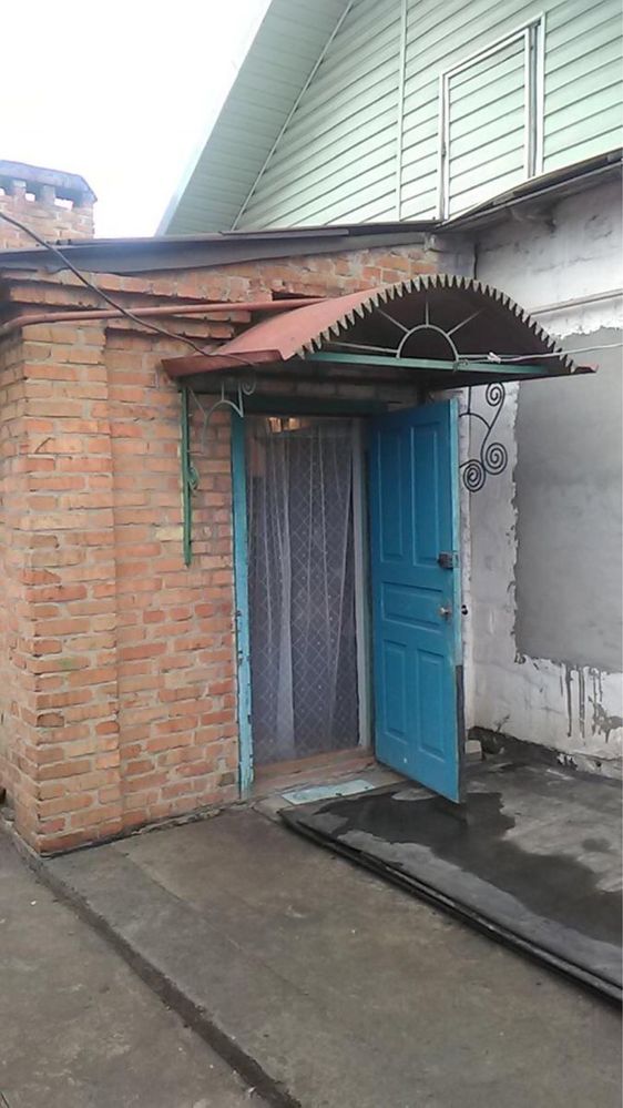 Продається котедж по вул. Янки Купали