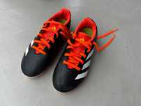 Buty piłkarskie korki Adidas Predator rozm.33 + halowki gratis
