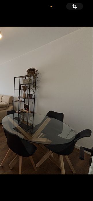 Mesa redonda vidro com cadeiras