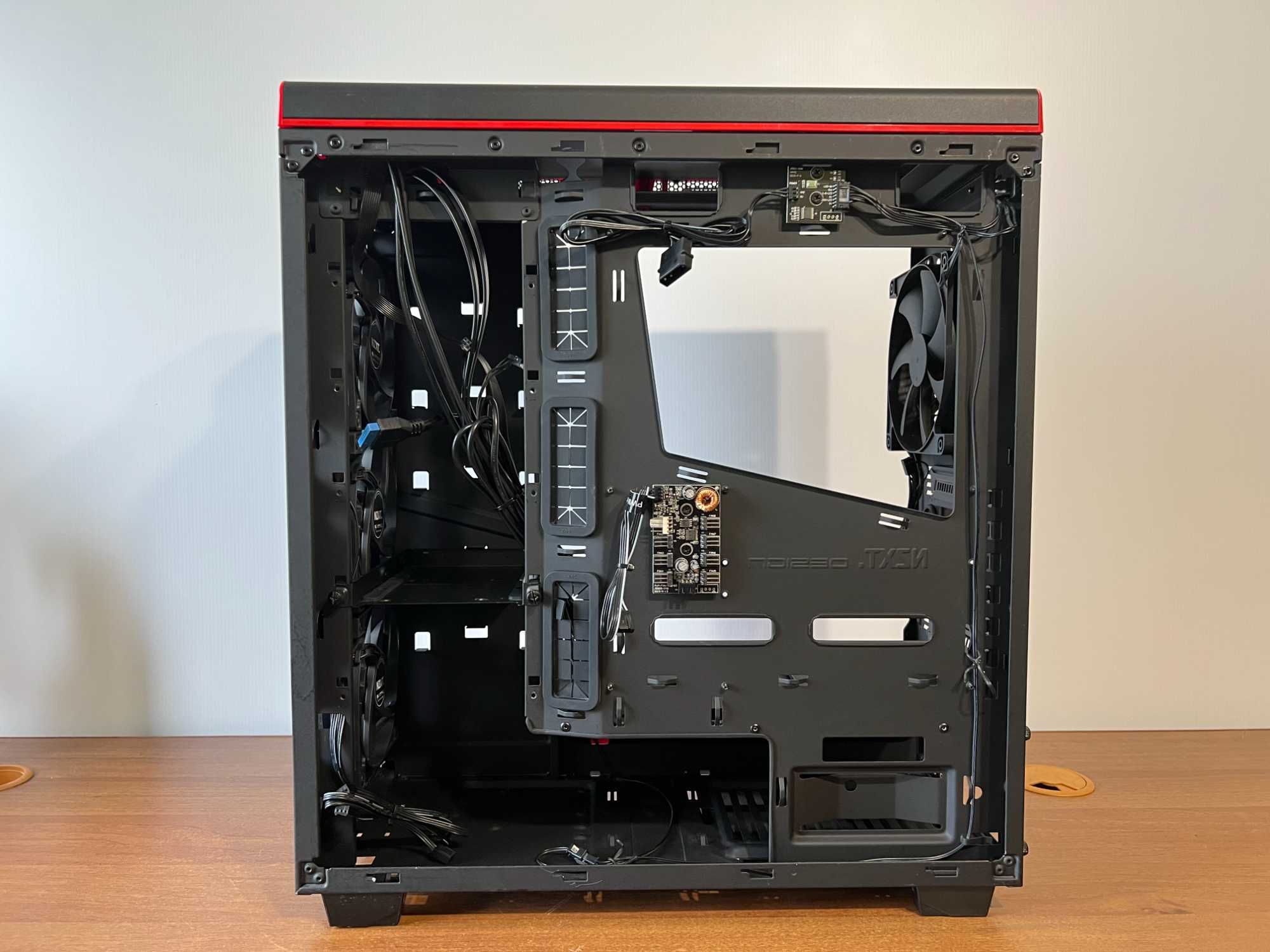 Продам корпус для ПК. NZXT H440 Matte Black/Red