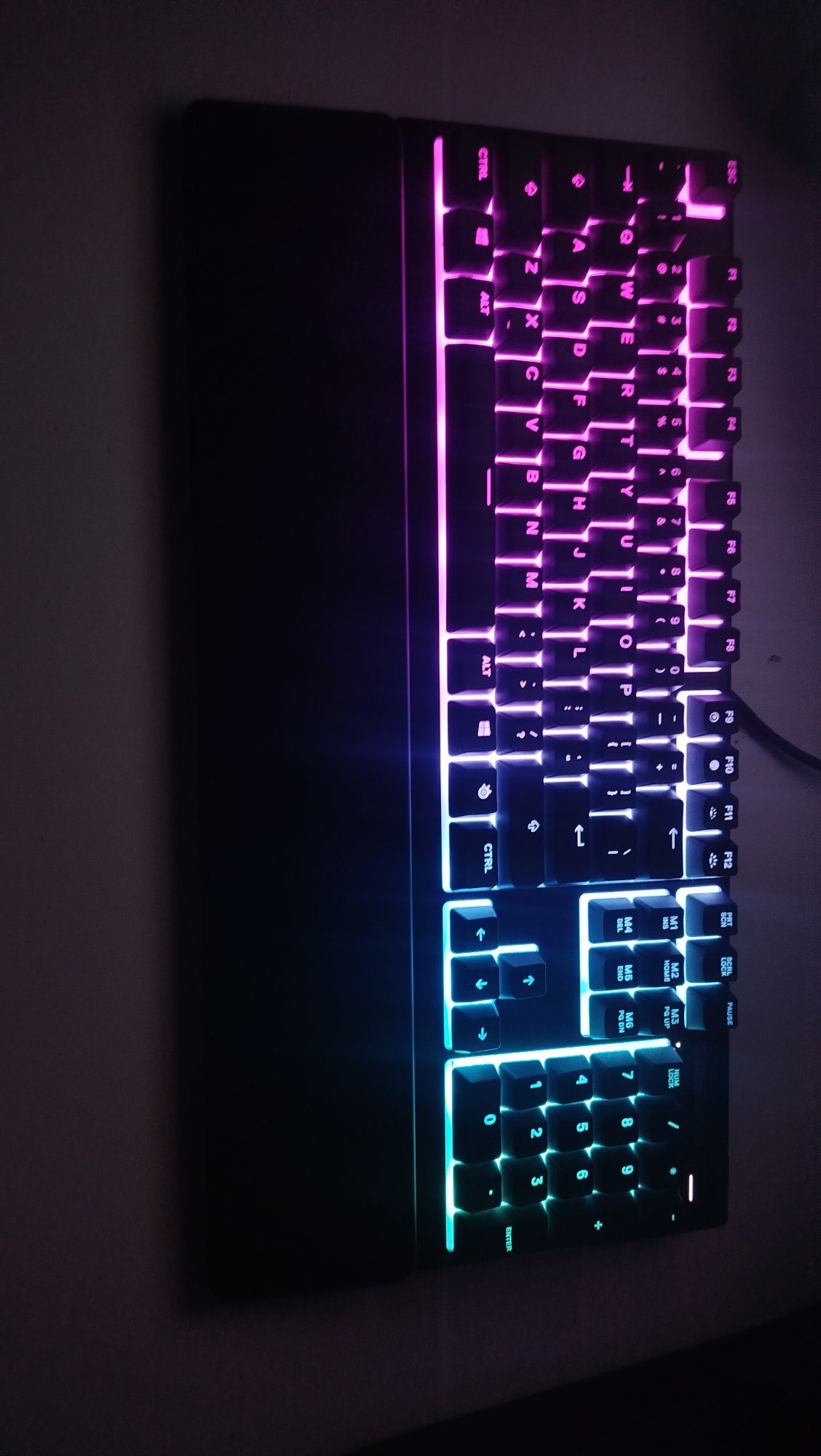 klawiatura steelseries apex 3