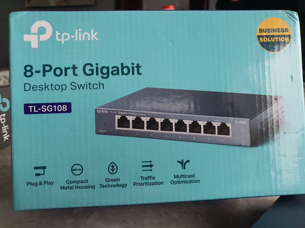 Switch Tp-link TL-SF1008D 8x 10/100Mp/s Fast Ethernet