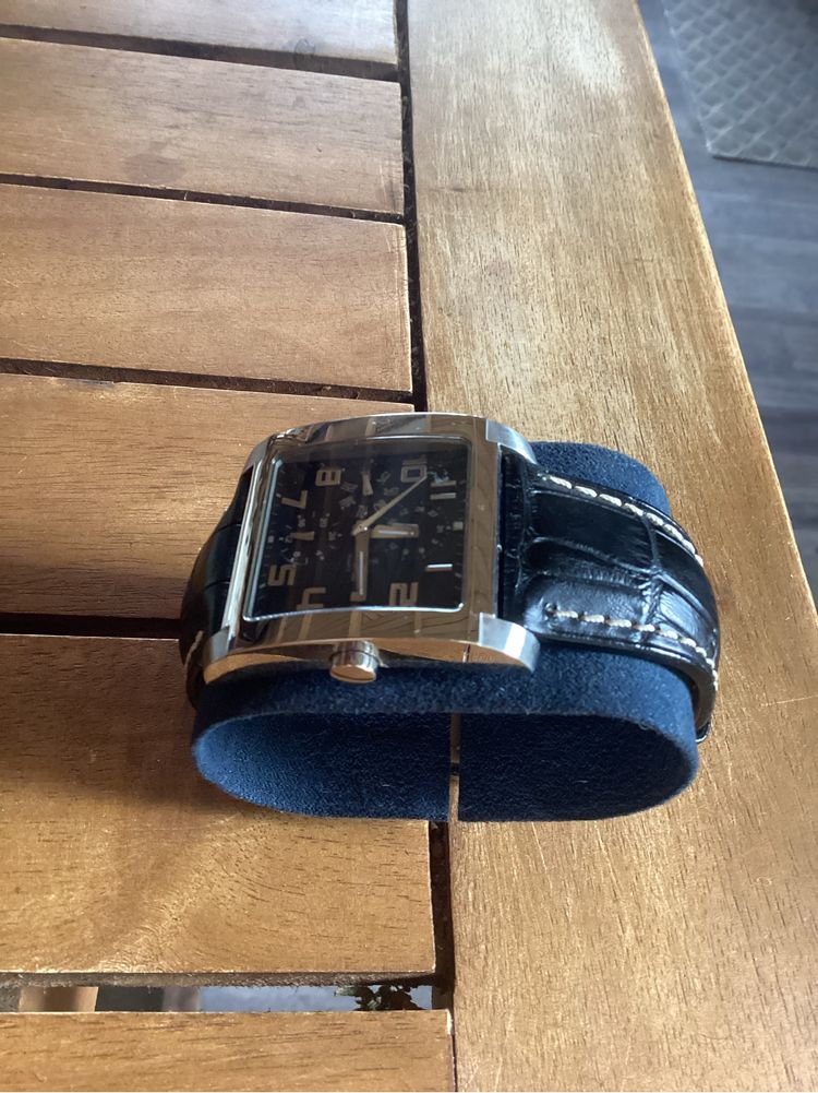 Relogio Festina novo
