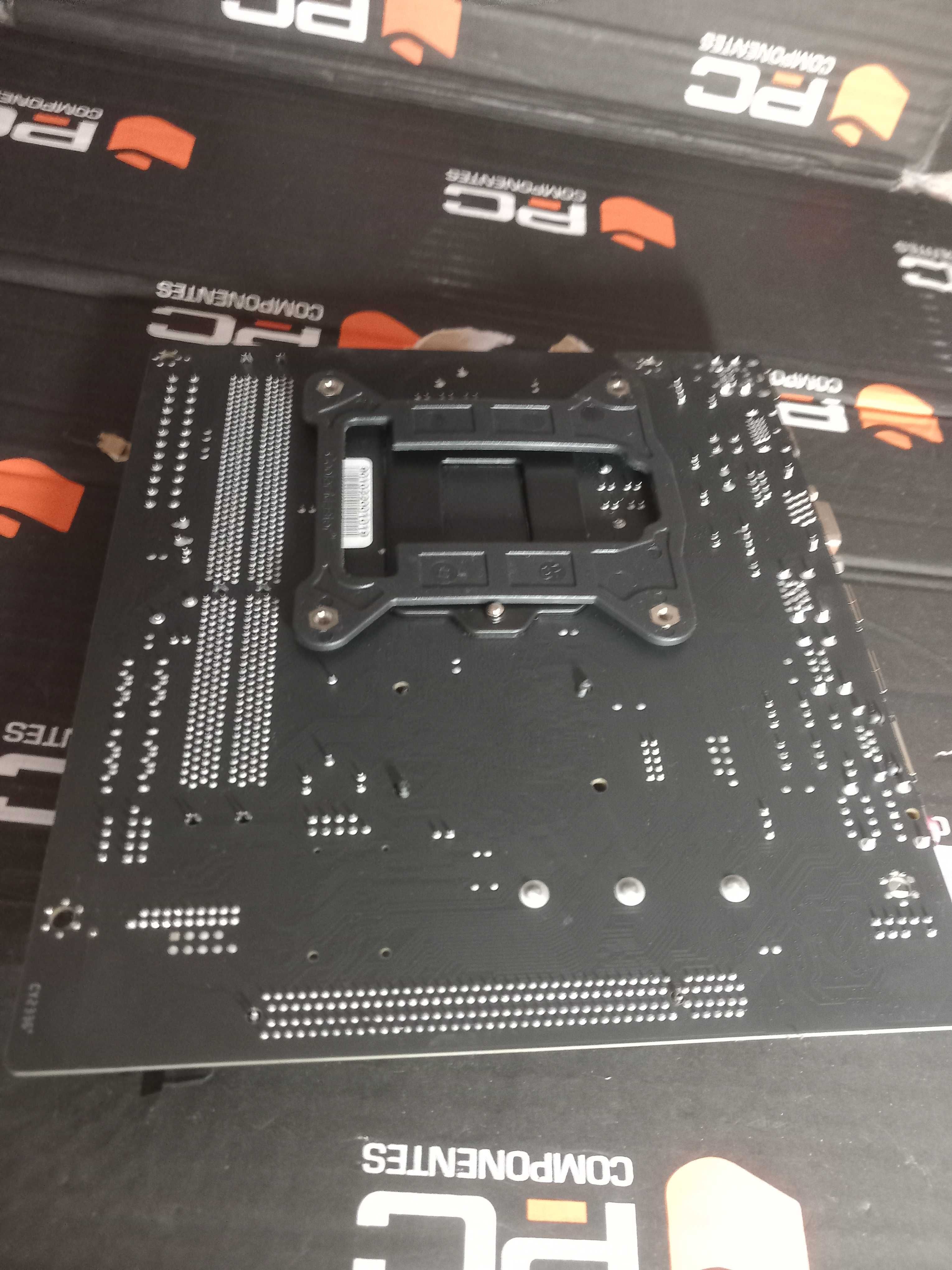 Conjunto de Motherboard  Processador  Memórias  Cooler  Fonte