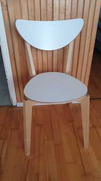 krzesło drewniane białe IKEA