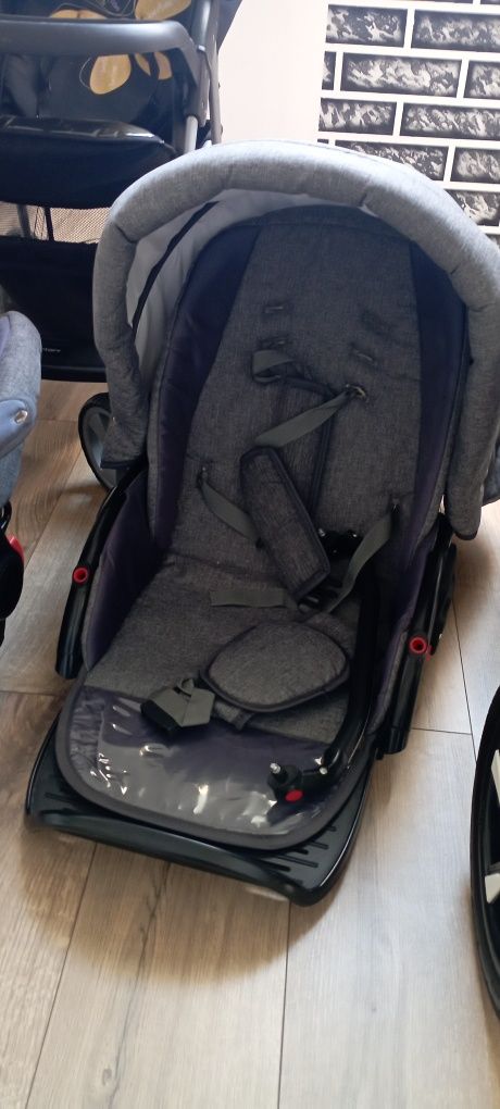 Wózek 3 in 1 plus spacerówka