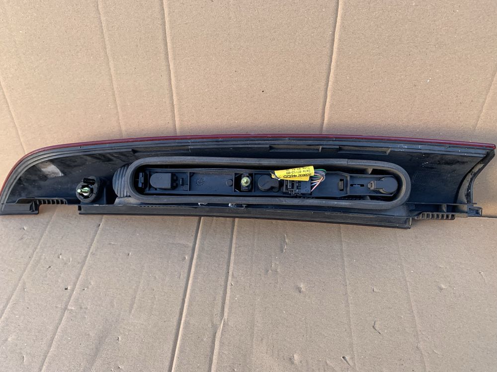 Стоп ліхтар фонар лівий Renault Kangoo рено кенго