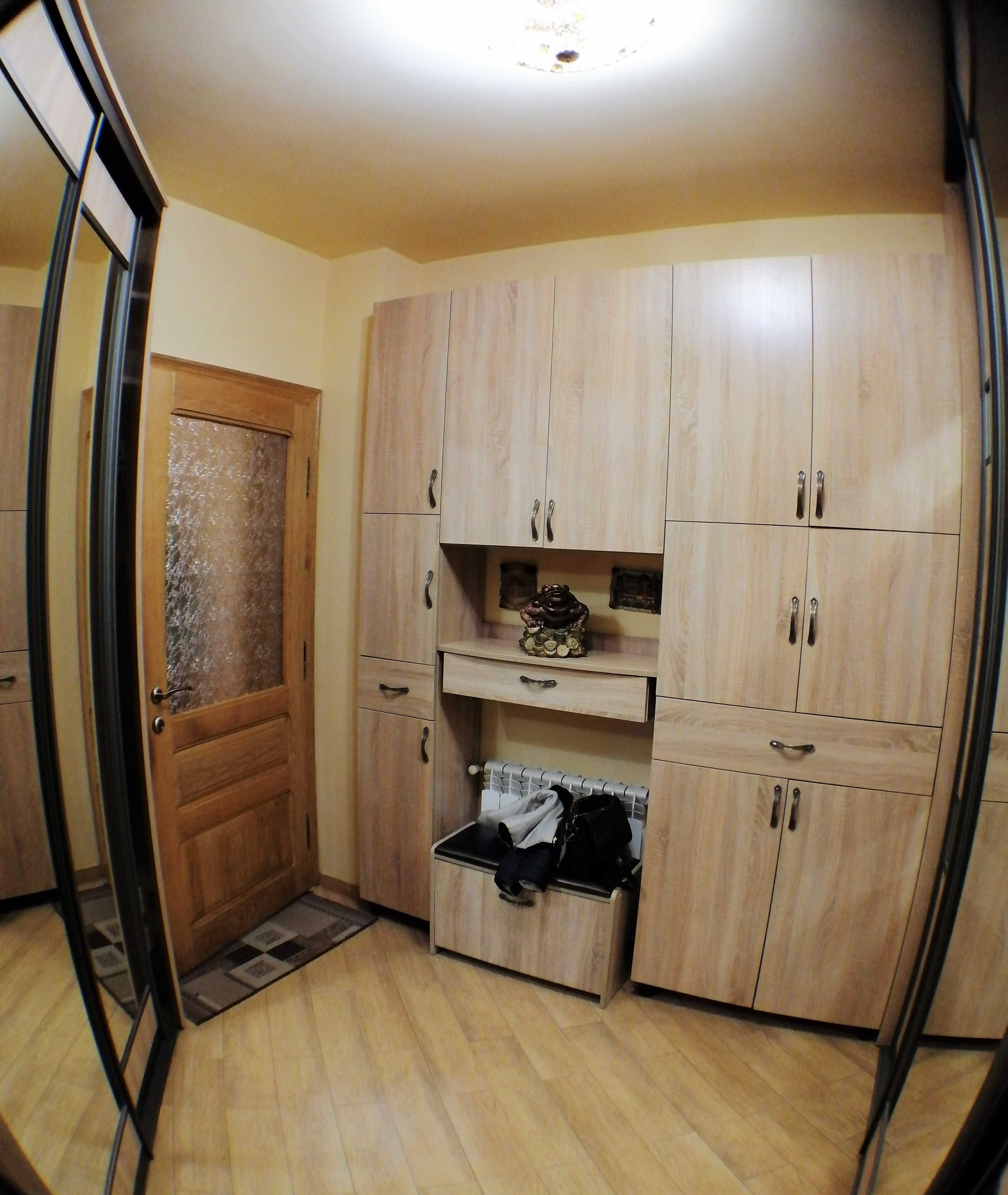 3 кімнатна квартира з ремонтом в Новобудові вул. Лінкольна