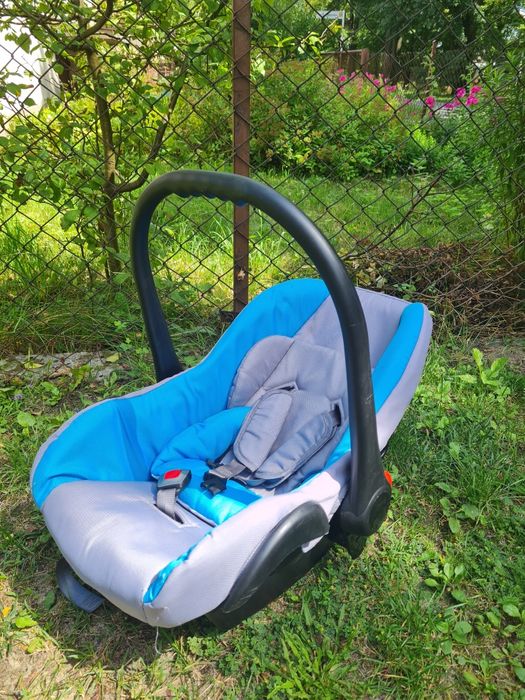 Nosidełko fotelik samochodowy 0-10kg Baby Rossy