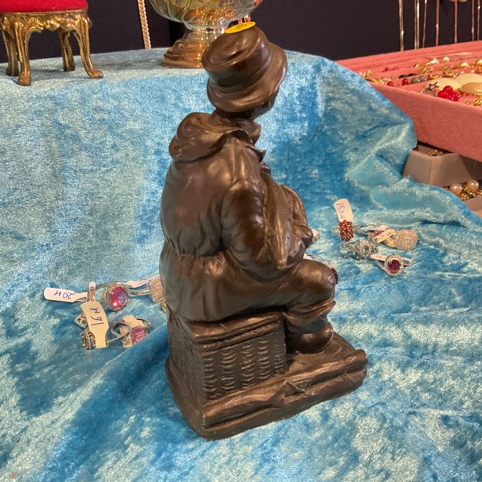 Escultura pescador po pedra 15 cm / outros Anúncios abaixo