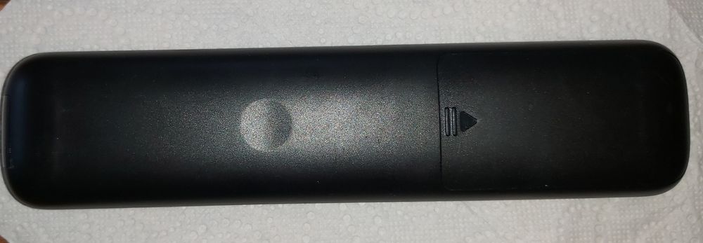 Pilot do TV Hisense EN2BI27H