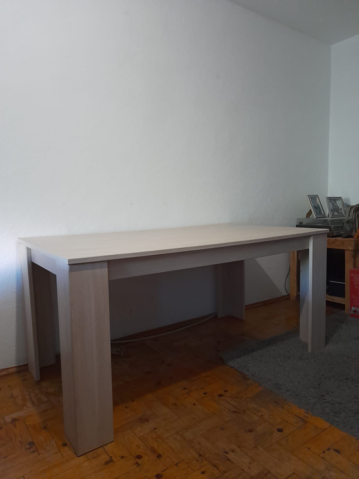 Mesa 180cm x 90cm