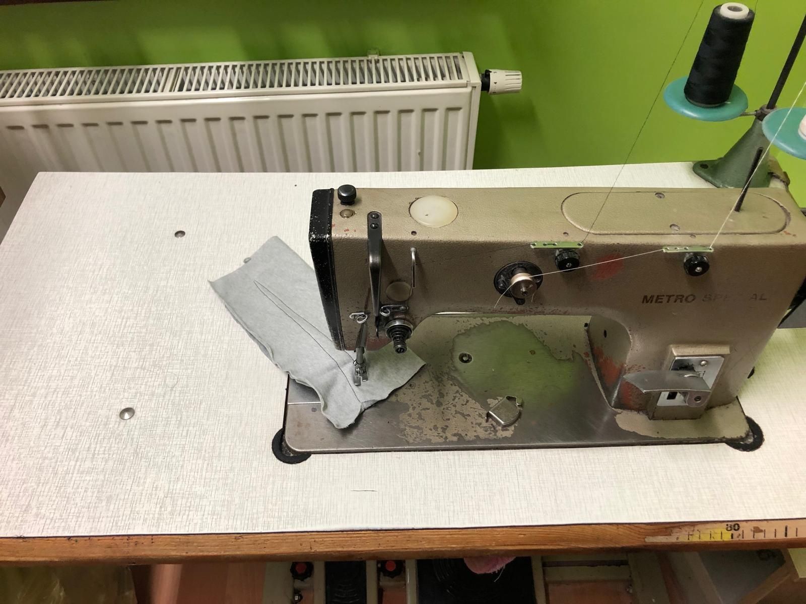 Overlock Juki MO3700 series 4 nitkowy i Stebnówka Metro Spezial