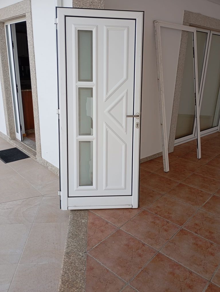 Porta alumínio branco