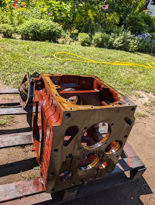 Корпус кпп і Проміжутка МТЗ 80 82 оригінал Проміжутка СССР Коробка мТз