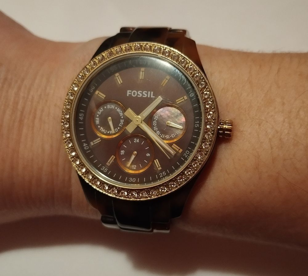 Часы женские Fossil