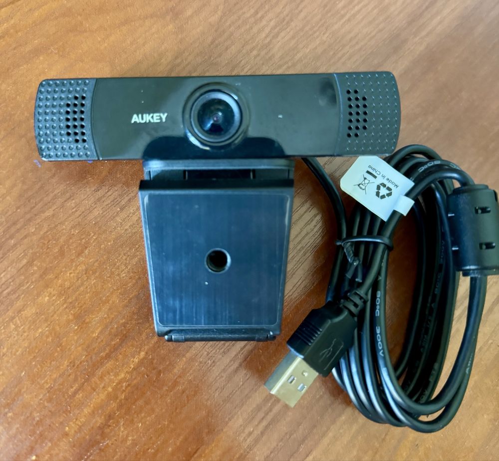 Веб камера Aukey 1080p PC-LM1