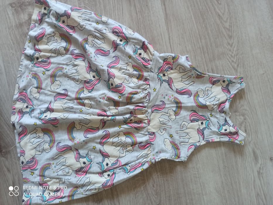 Sukienka dla dziewczynki 110