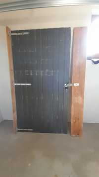 Drzwi tymczasowe / zastępcze na budowę