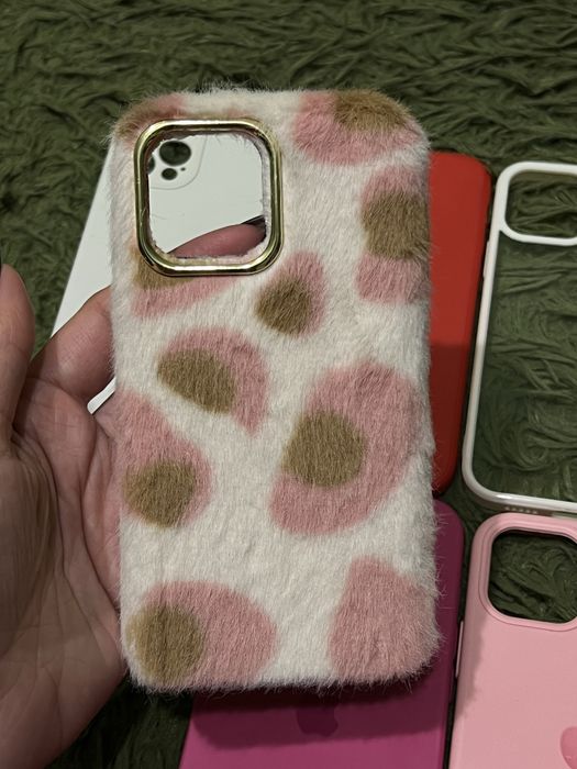 Віддам БЕЗКОШТОВНО чохли на iphone 12 pro